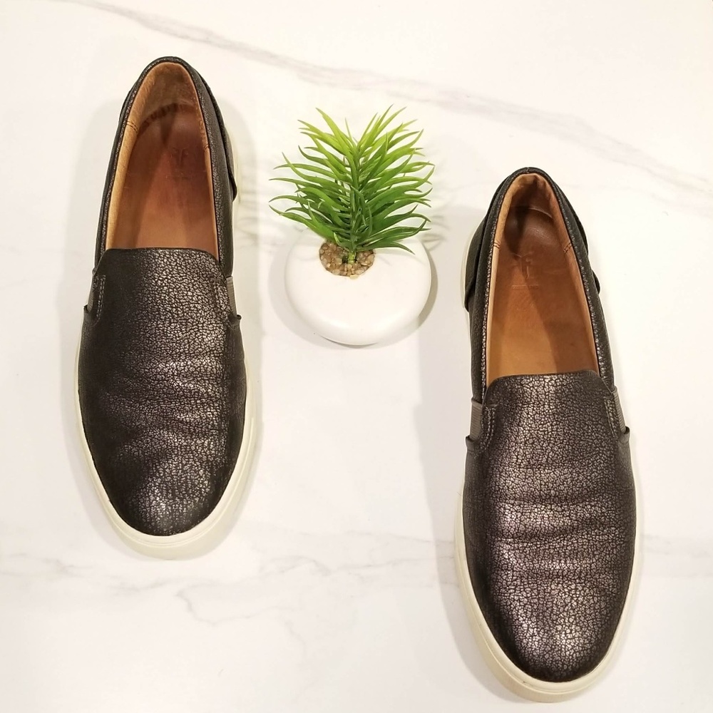 FRYE Women's Ivy Slip On Casual Loafer Pewter Metallic Leather Flat Shoes